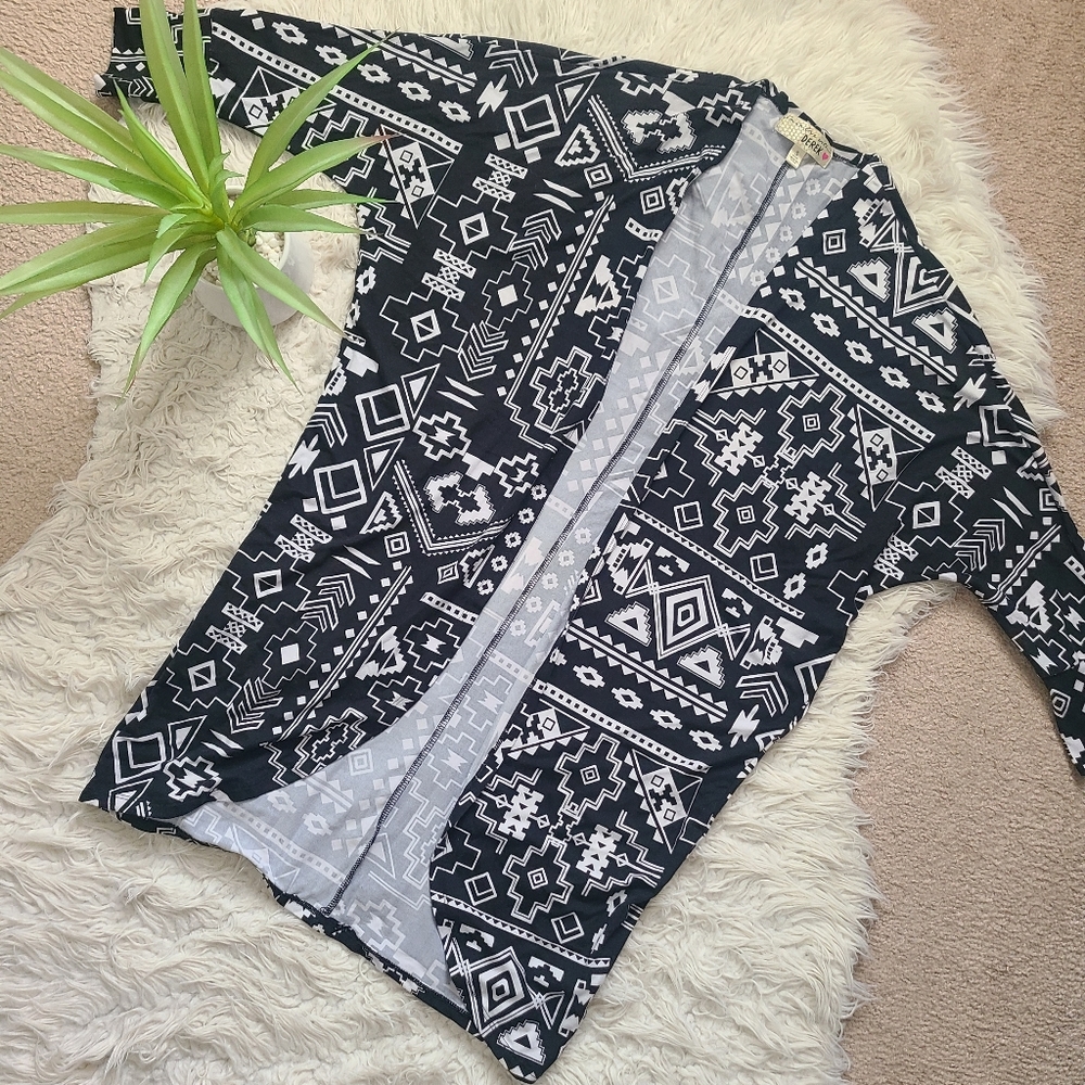 Black and white soft cardigan